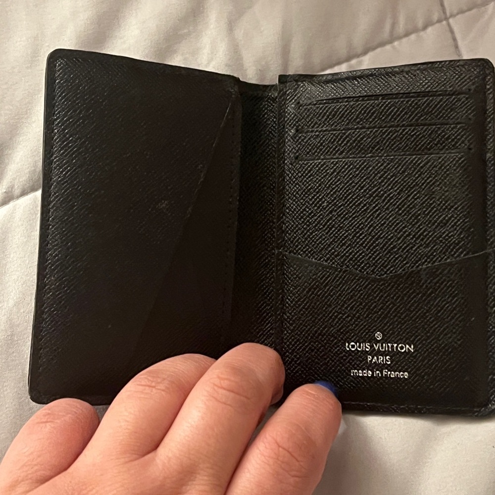Louis Vuitton Black Leather Card Holder - Picture 4 of 8
